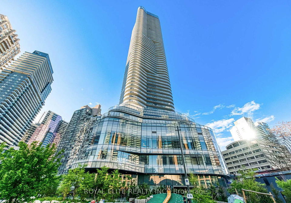 11-wellesley-street-w-toronto-ontario-c12596404