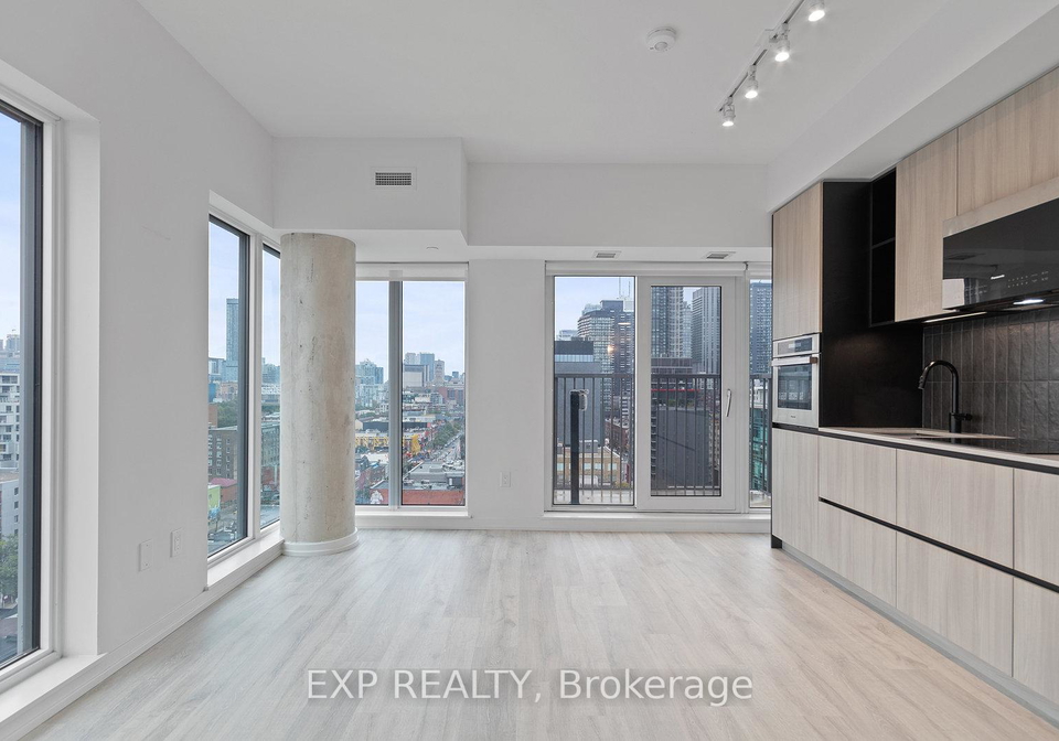 2-augusta-avenue-toronto-ontario-c12596520