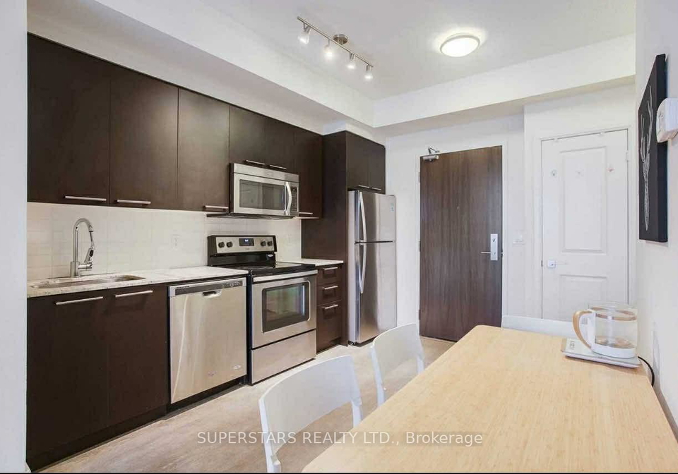 88-sheppard-avenue-e-north-york-ontario-c12596542
