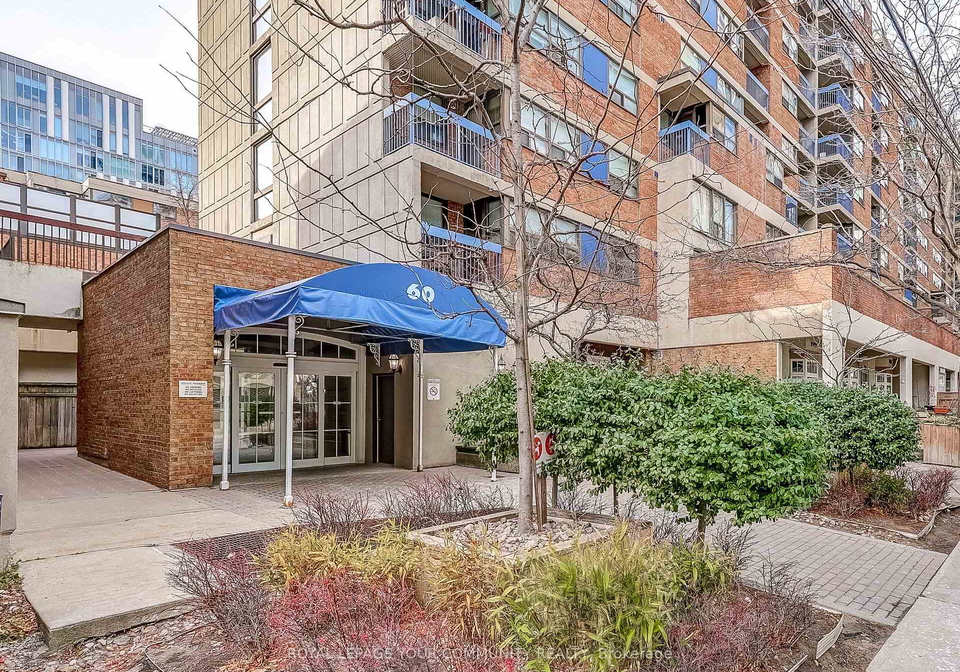 60-st-patrick-street-toronto-ontario-c12596618