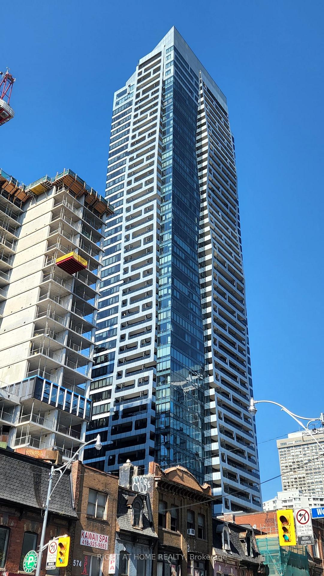 5-st-joseph-street-toronto-ontario-c12596626