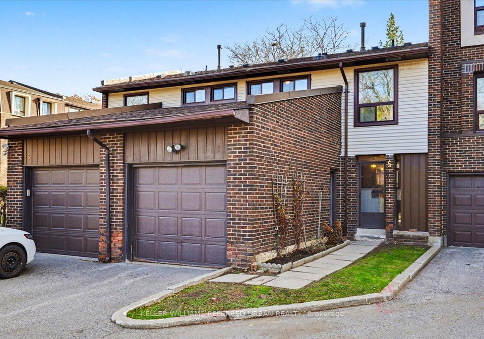 5-lofty-hill-way-north-york-ontario-c12596778