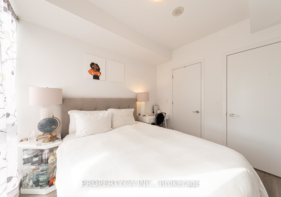 50-bruyeres-mews-toronto-ontario-c12596952