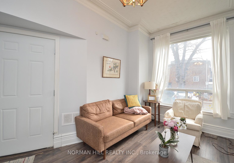 30-robinson-street-toronto-ontario-c12597028