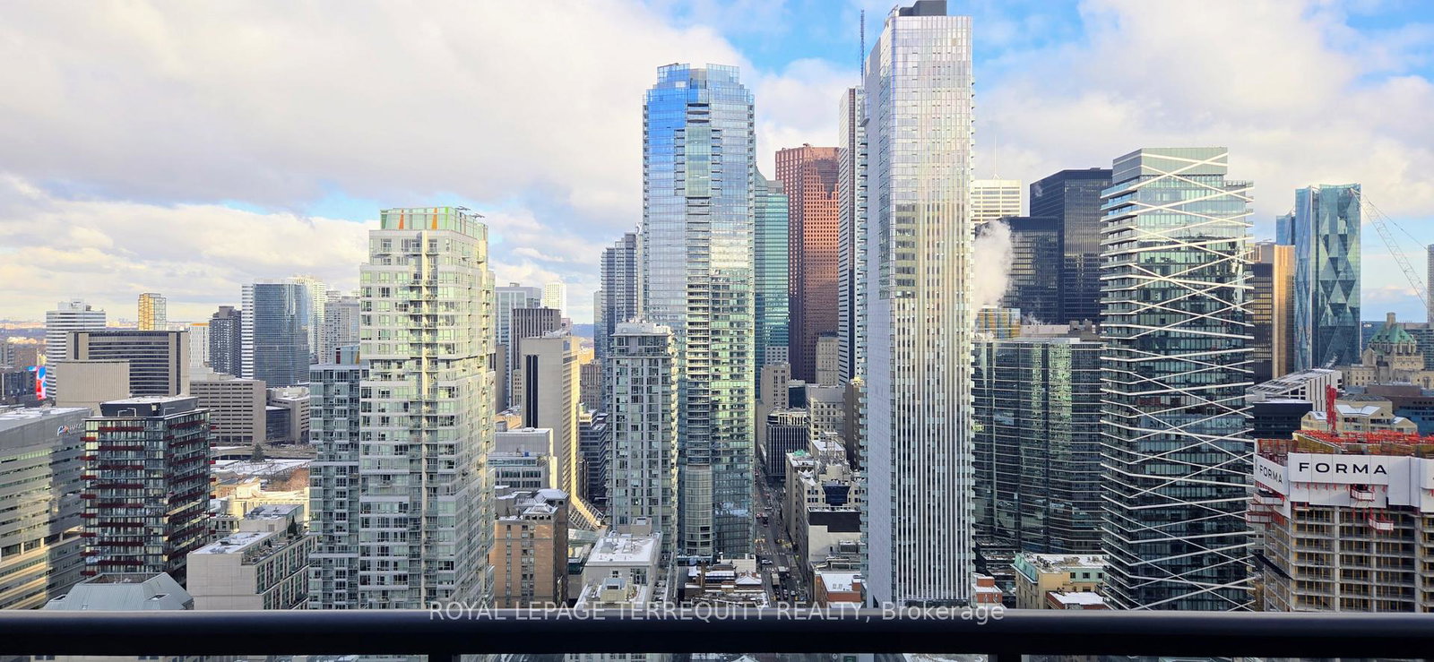 290-adelaide-street-w-toronto-ontario-c12597338