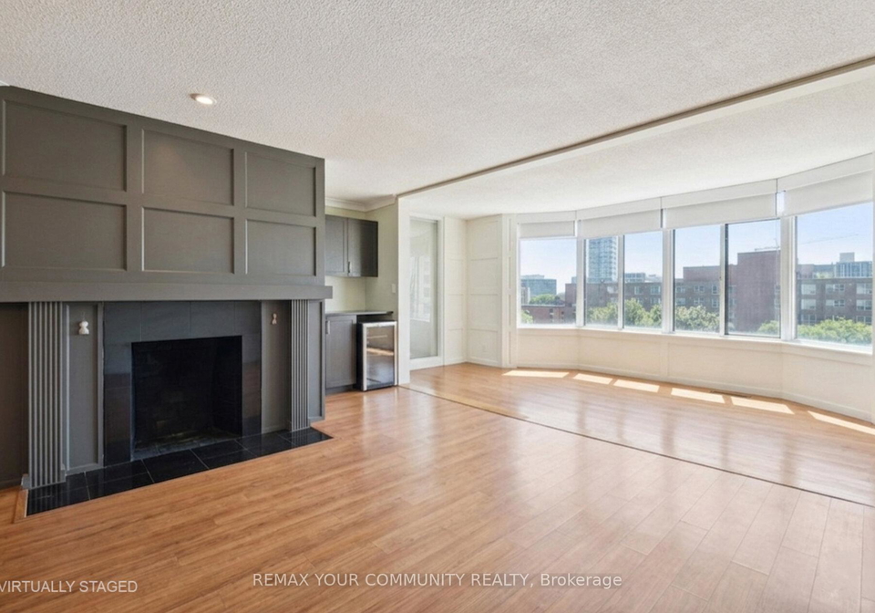 135-george-street-s-toronto-ontario-c12597454