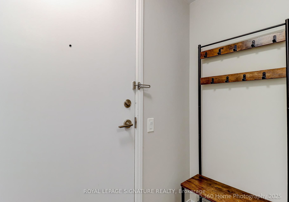 181-dundas-street-e-toronto-ontario-c12597568