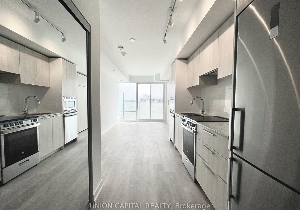 501-yonge-street-toronto-ontario-c12597712