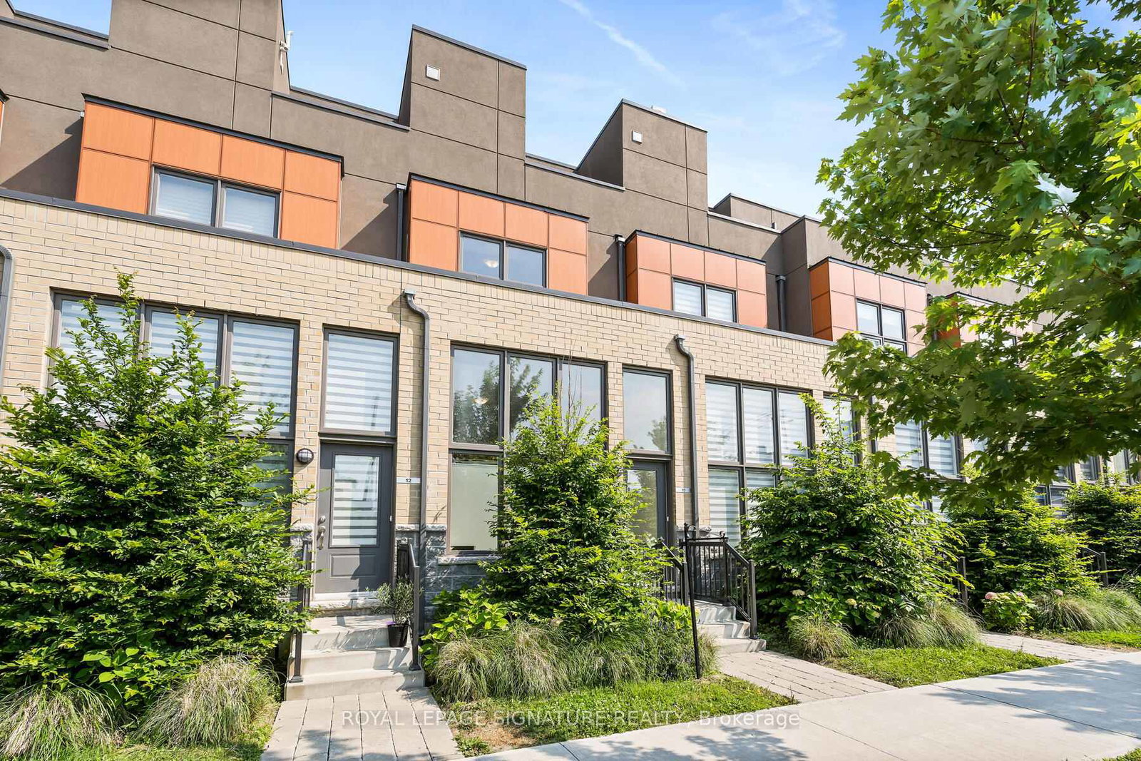 10-curlew-drive-north-york-ontario-c12597742