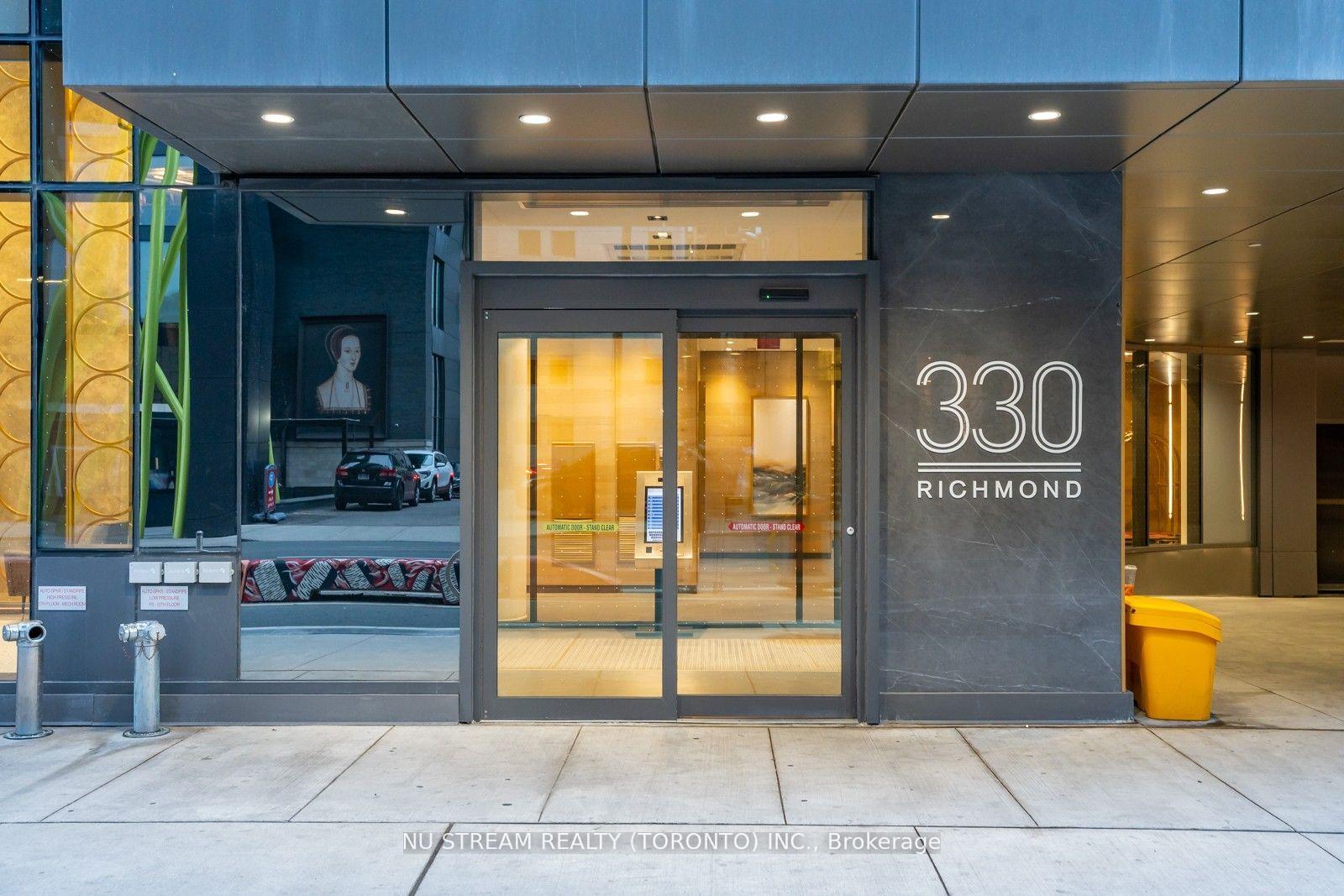 330-richmond-street-w-toronto-ontario-c12598310