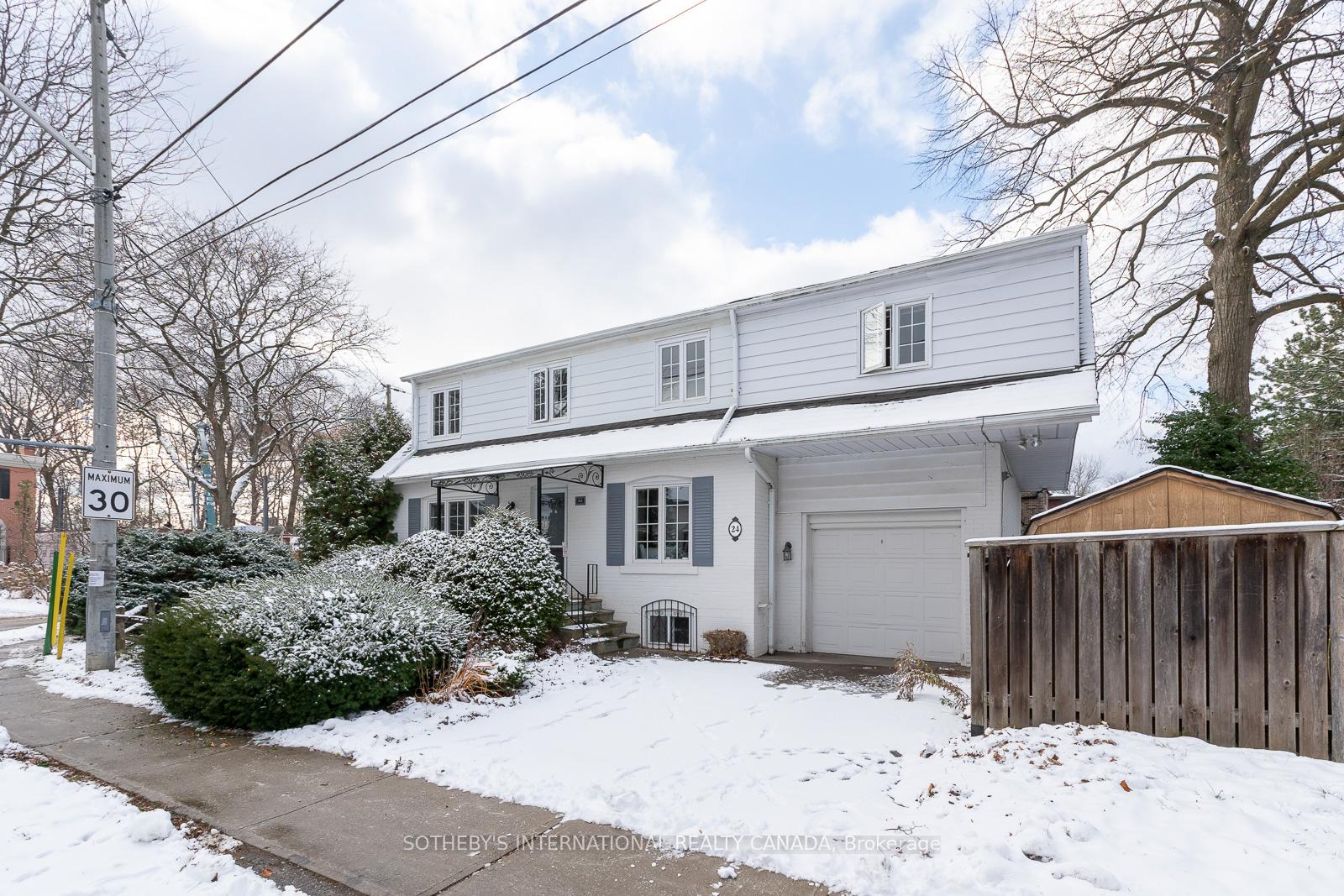 24-douglas-crescent-east-york-ontario-c12598336