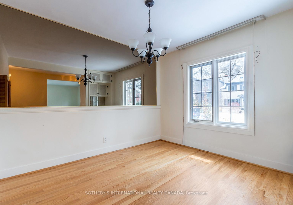 24-douglas-crescent-east-york-ontario-c12598336