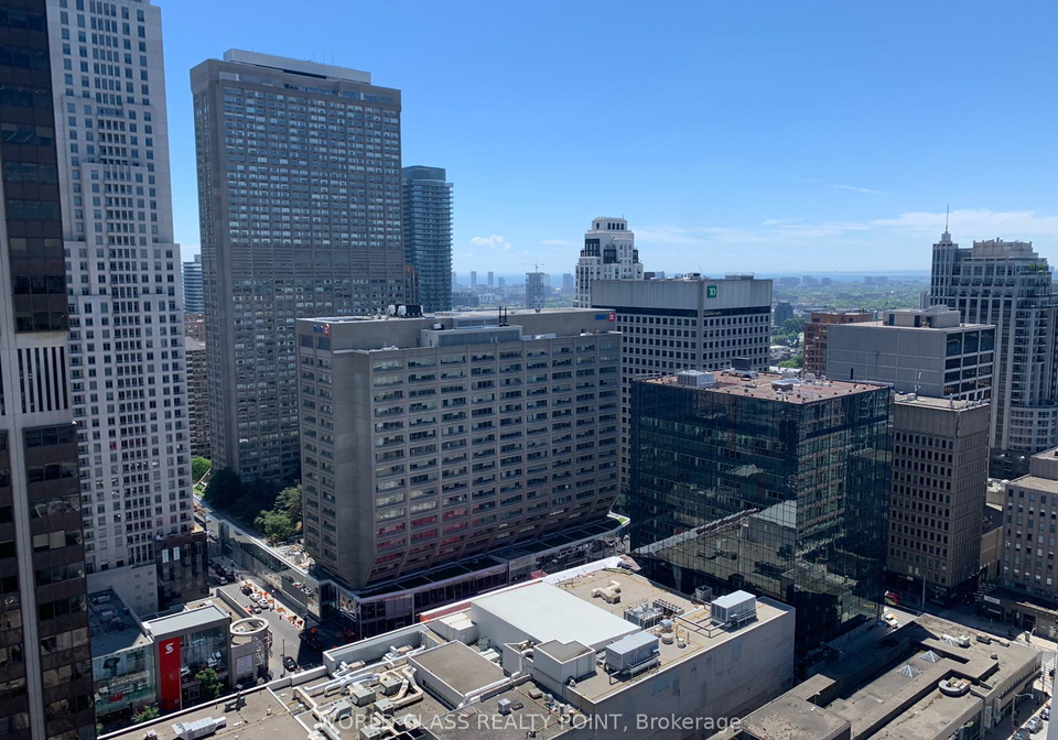 1-yorkville-avenue-toronto-ontario-c12598648