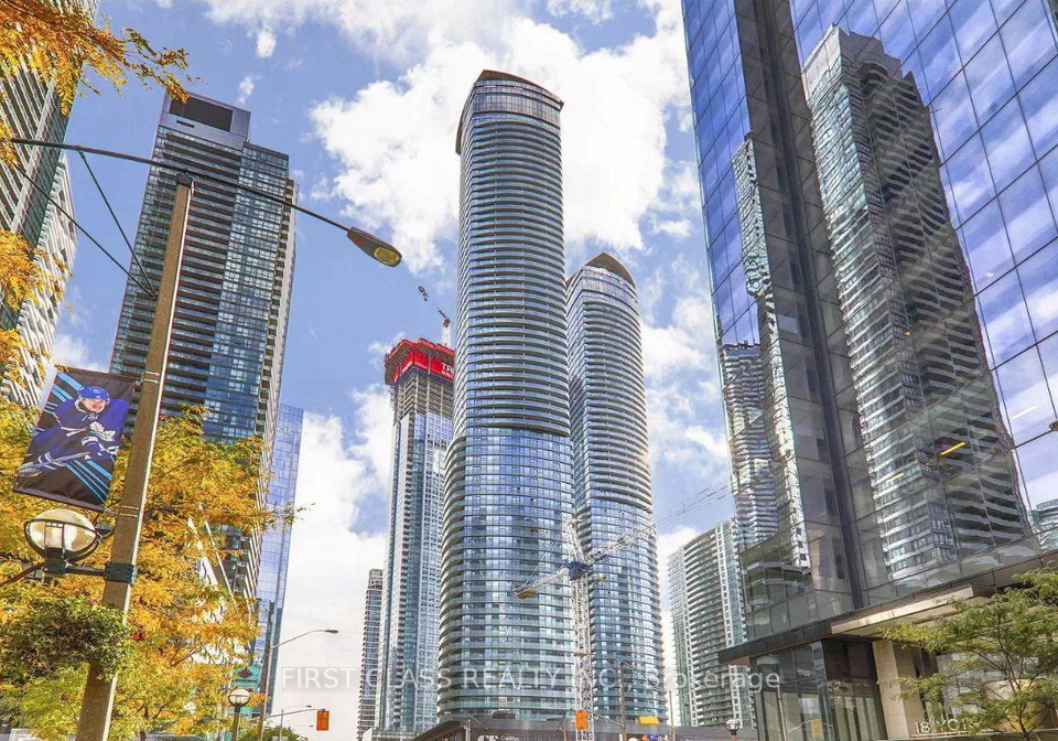 12-york-street-toronto-ontario-c12598672