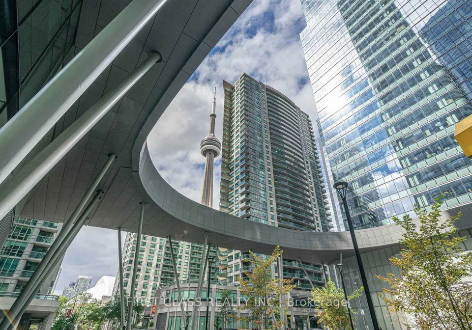12-york-street-toronto-ontario-c12598672