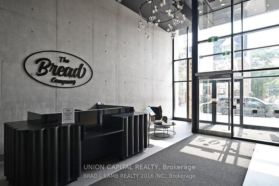 195-mccaul-street-toronto-ontario-c12598824