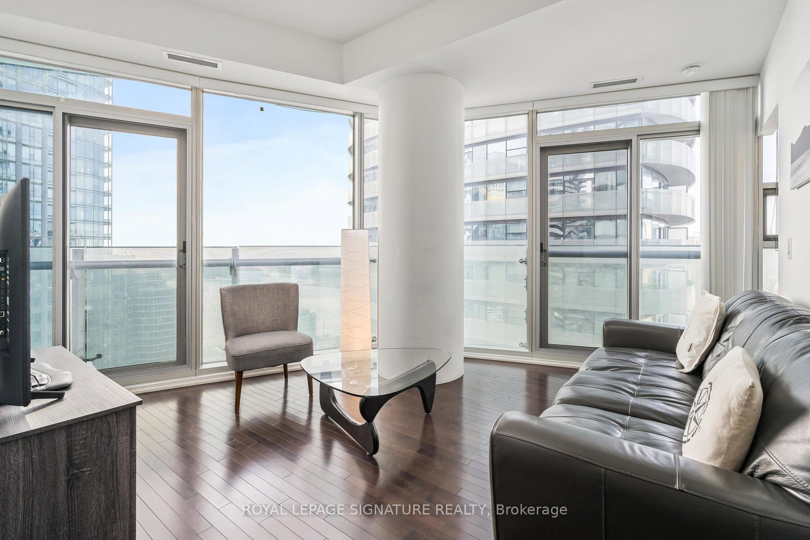 14-york-street-toronto-ontario-c12598946