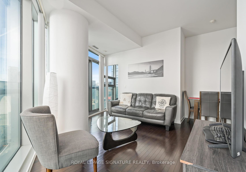 14-york-street-toronto-ontario-c12598946