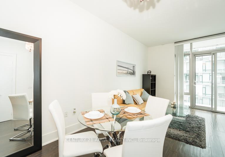 39-queens-quay-toronto-ontario-c12598972