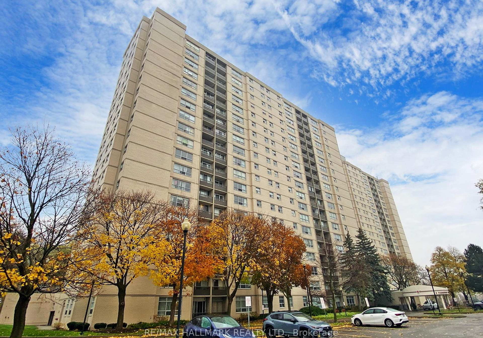 5-parkway-forest-drive-n-north-york-ontario-c12598980