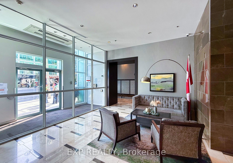 212-eglinton-avenue-toronto-ontario-c12599378