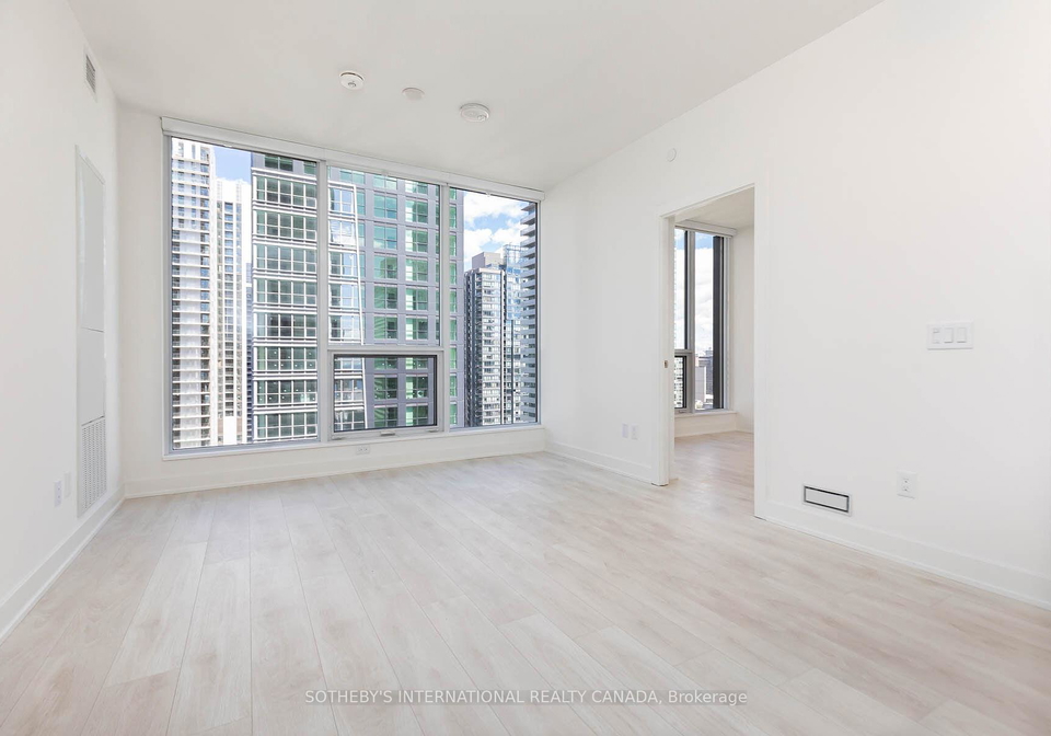 35-mercer-street-toronto-ontario-c12599596