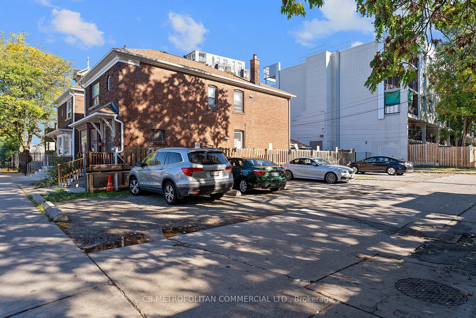 15-17-augusta-avenue-toronto-ontario-c12599696