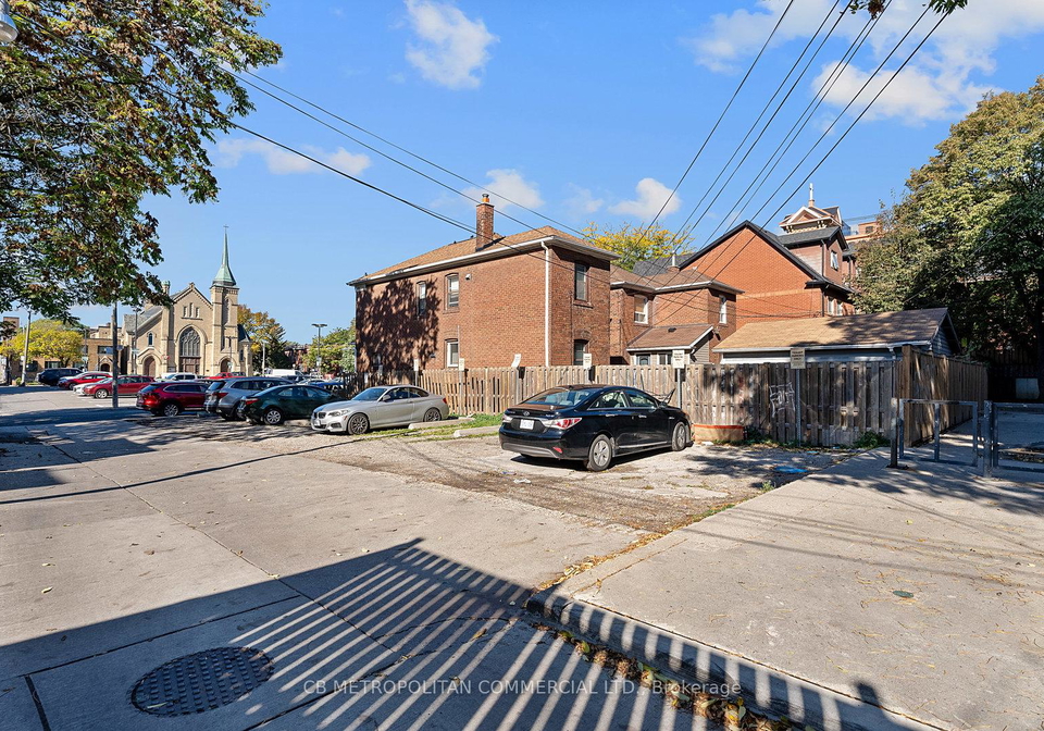 15-17-augusta-avenue-toronto-ontario-c12599696