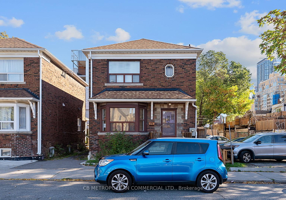 15-17-augusta-avenue-toronto-ontario-c12599696