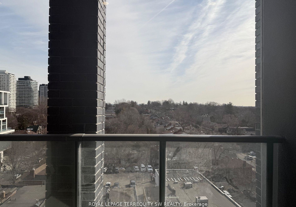 1-hillsdale-avenue-e-toronto-ontario-c12599734