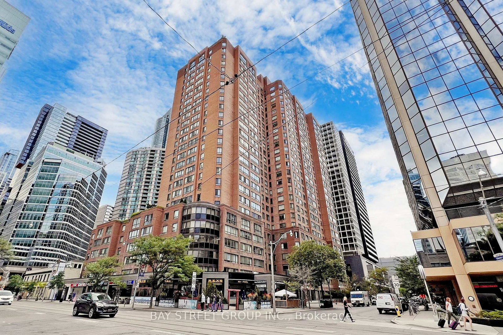 633-bay-street-toronto-ontario-c12599890