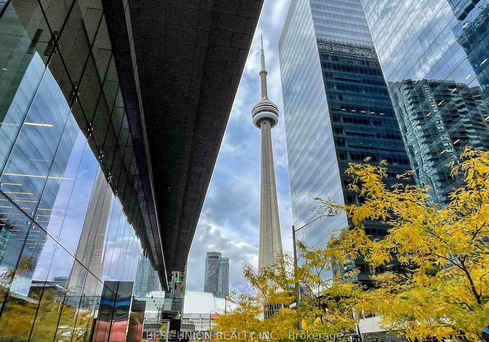 180-university-avenue-toronto-ontario-c12600038