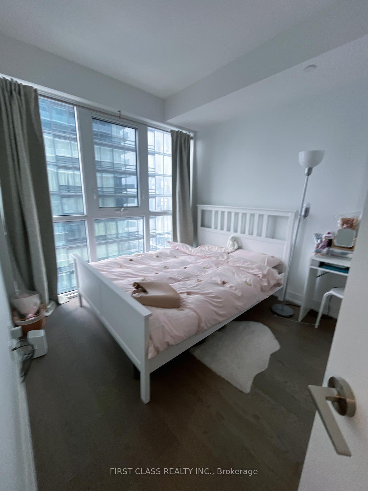 7-grenville-street-toronto-ontario-c12600360