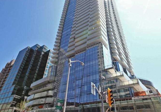1-bloor-street-e-toronto-ontario-c12600404