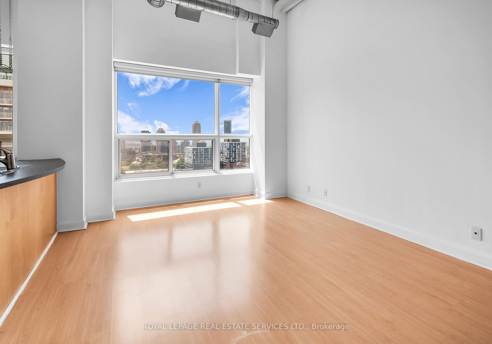 700-king-street-w-toronto-ontario-c12600582