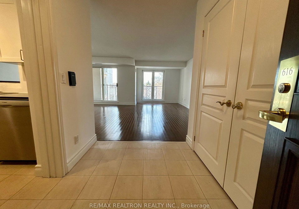1-balmoral-avenue-toronto-ontario-c12600740