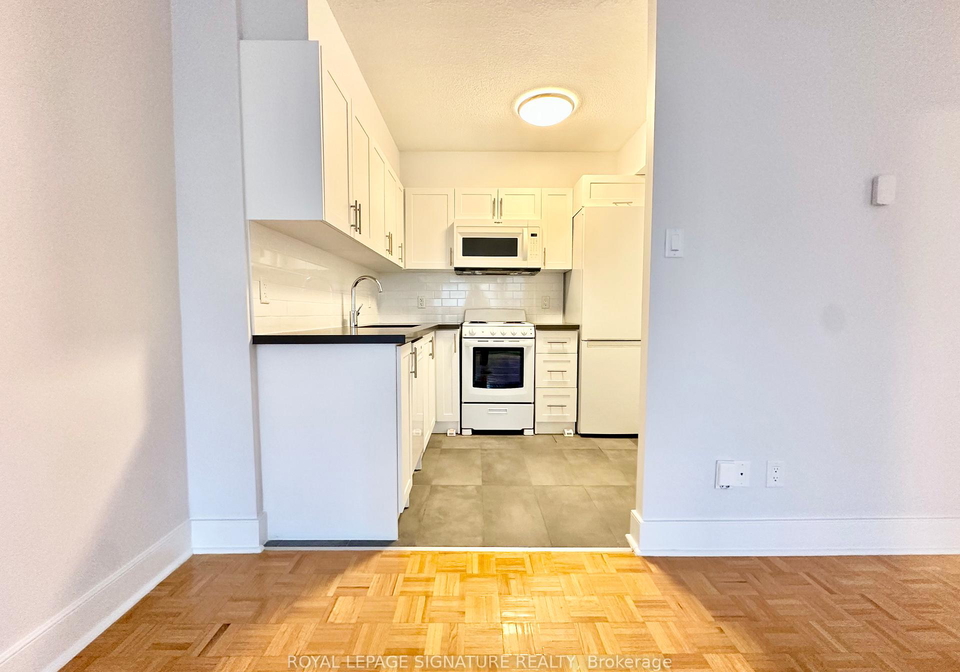 33-isabella-street-toronto-ontario-c12600806