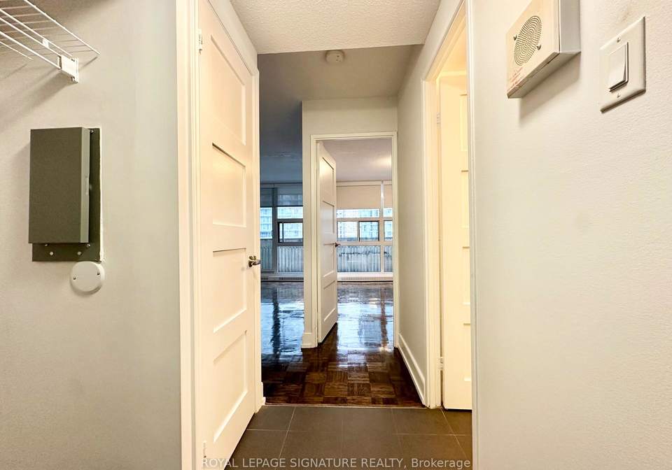 33-isabella-street-toronto-ontario-c12600832