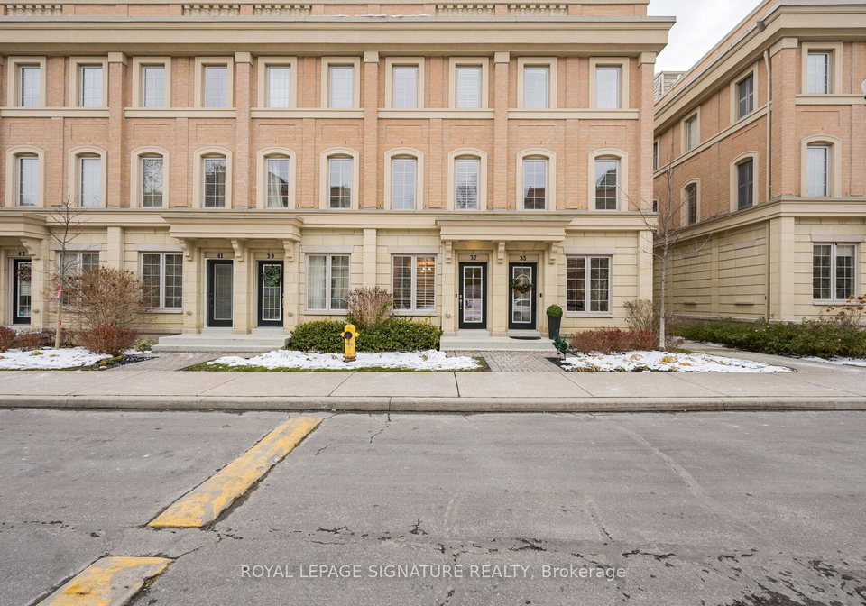 37-hargrave-lane-north-york-ontario-c12601072