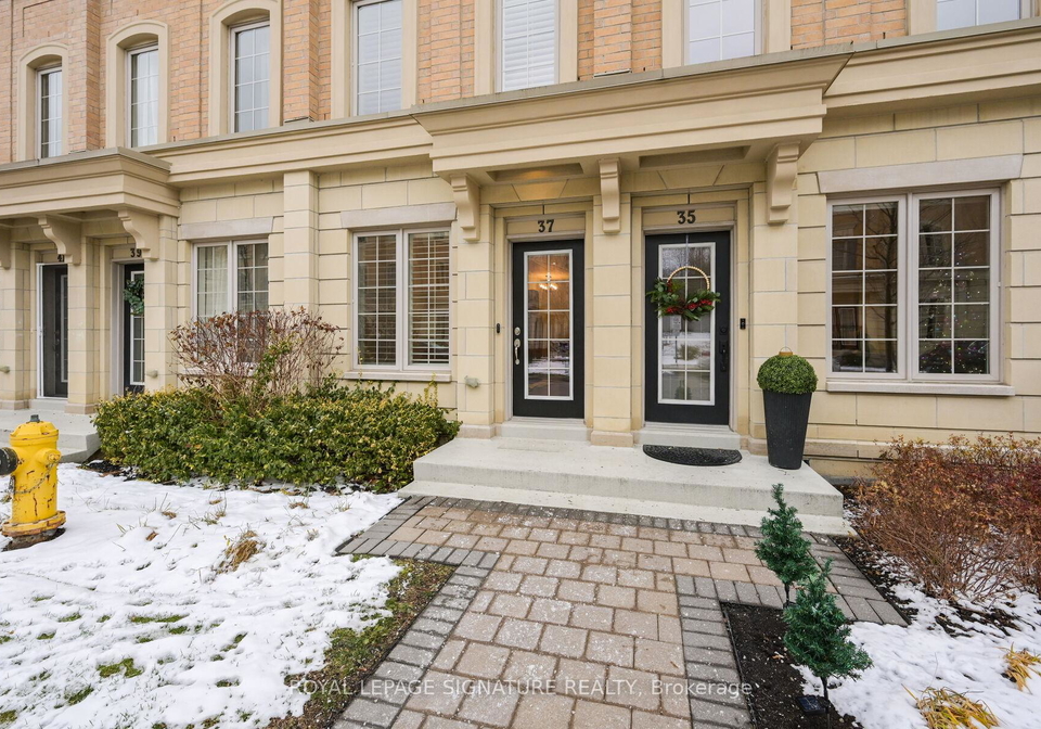 37-hargrave-lane-north-york-ontario-c12601072