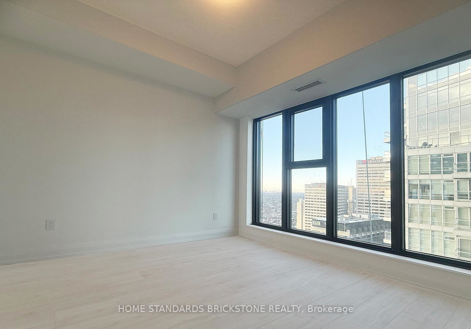 20-soudan-avenue-toronto-ontario-c12601228