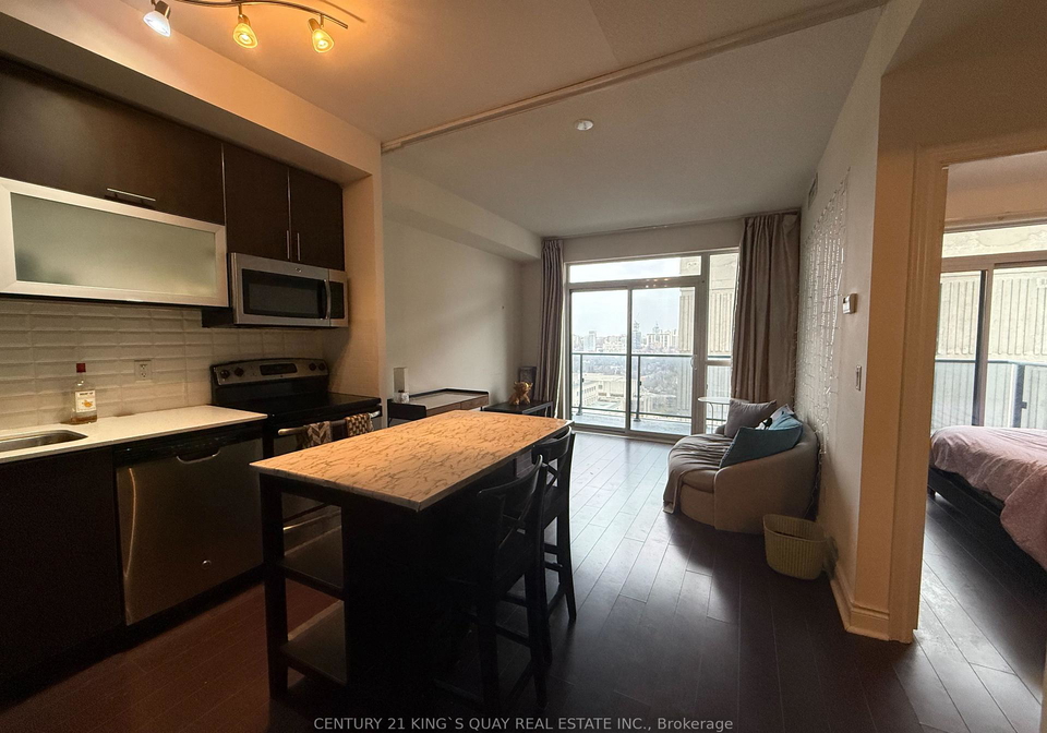 28-ted-rogers-way-toronto-ontario-c12601372