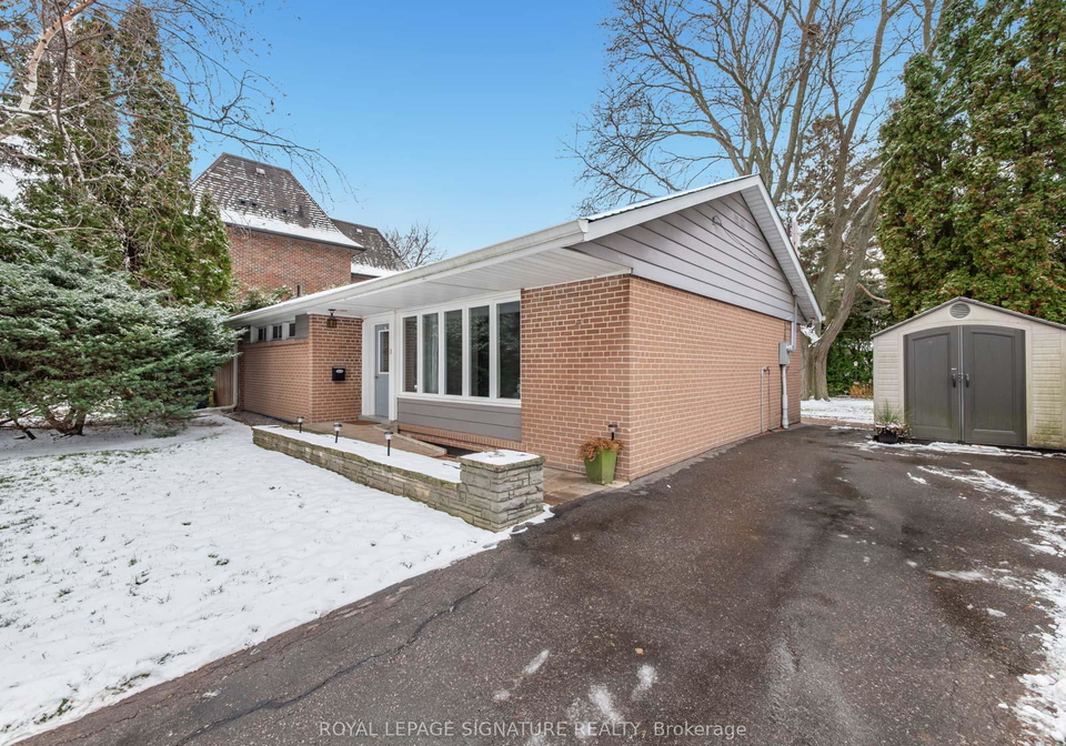 3-merredin-place-north-york-ontario-c12601600