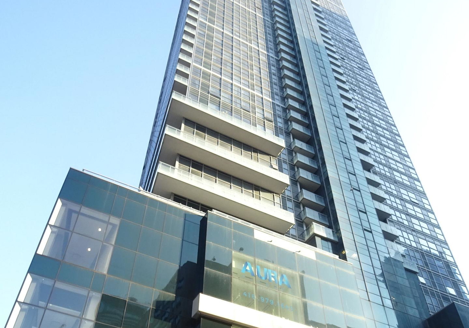 386-yonge-street-toronto-ontario-c12601634