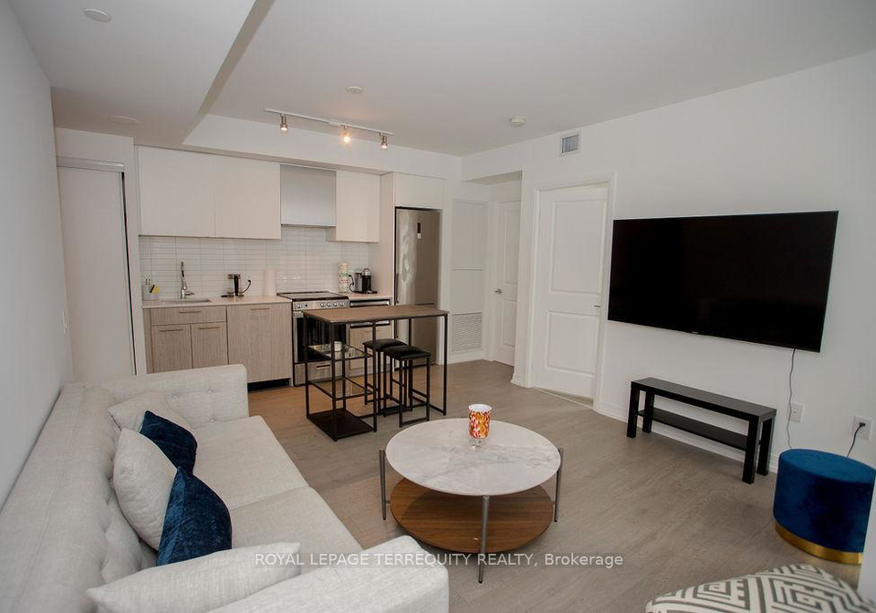 251-jarvis-street-toronto-ontario-c12601702