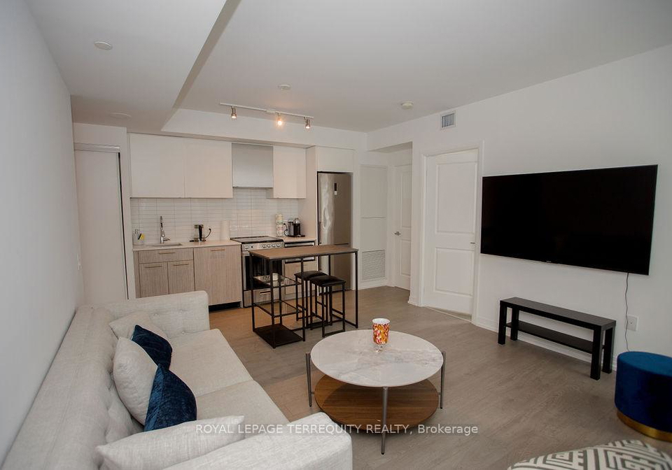 251-jarvis-street-toronto-ontario-c12601702