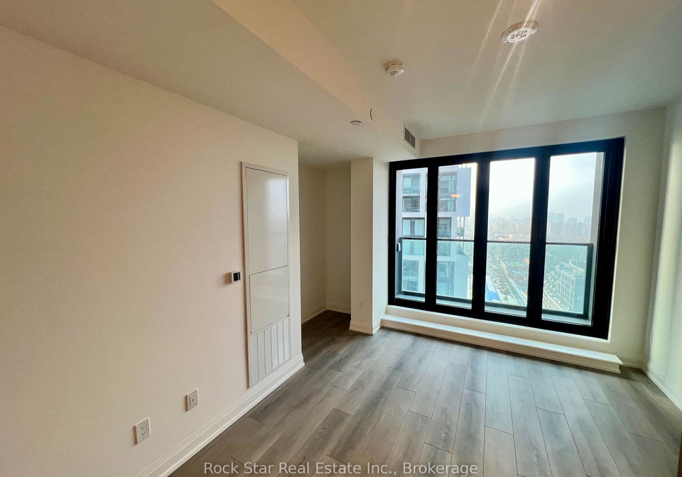 20-soudan-avenue-toronto-ontario-c12601776