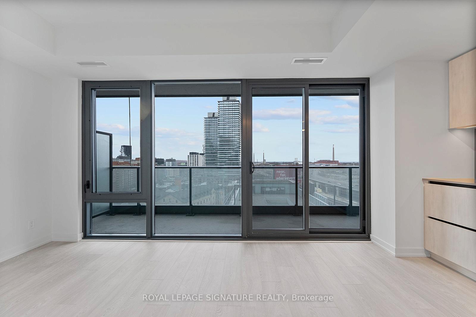 35-parliament-street-toronto-ontario-c12601796