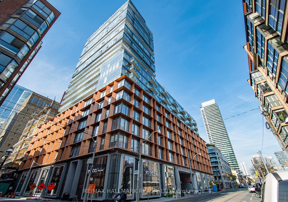 60-colborne-avenue-toronto-ontario-c12602360