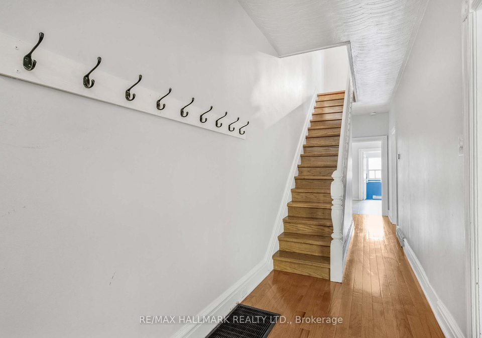 112-wells-street-toronto-ontario-c12602374